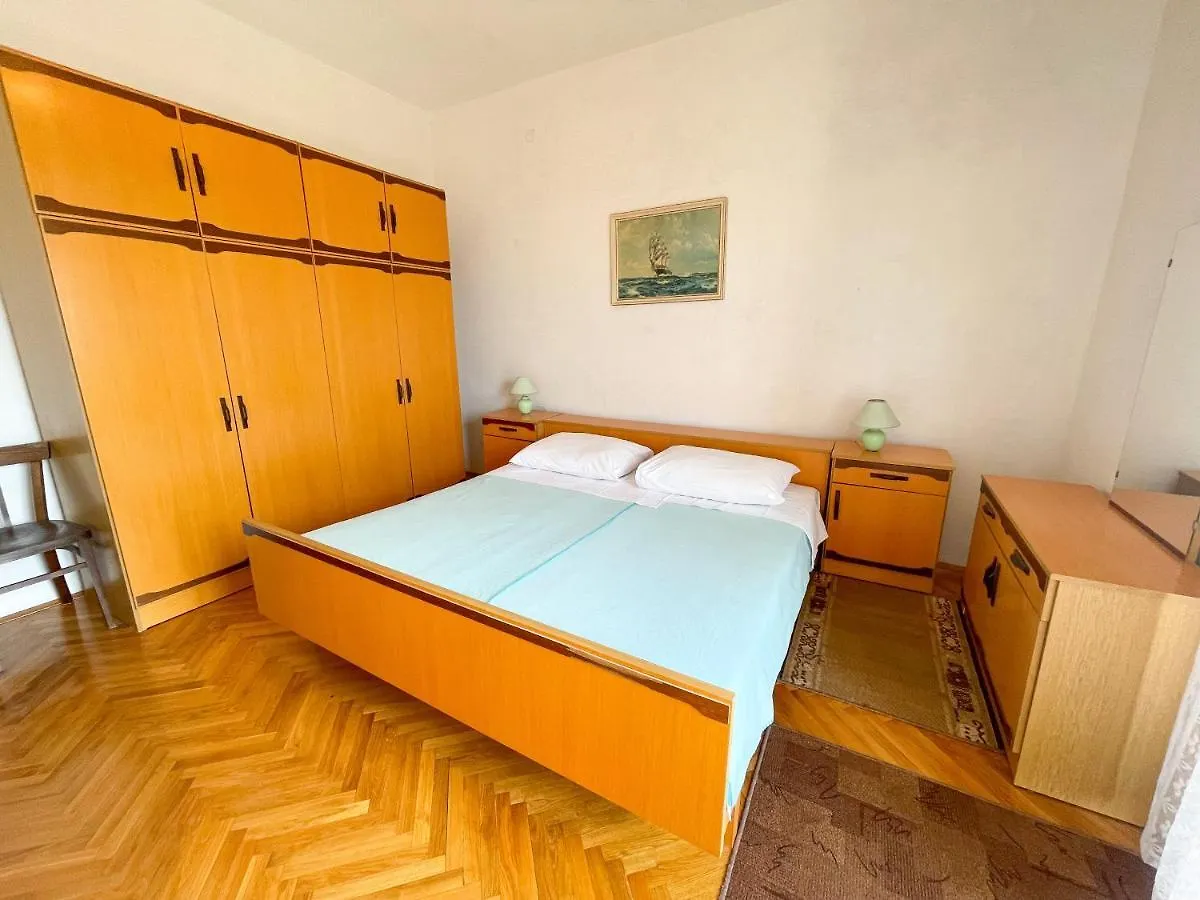 Apartment Apartmani Niro Dramalj