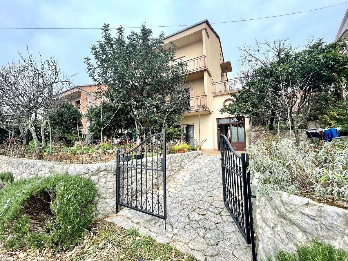 Apartment Apartmani Niro Dramalj