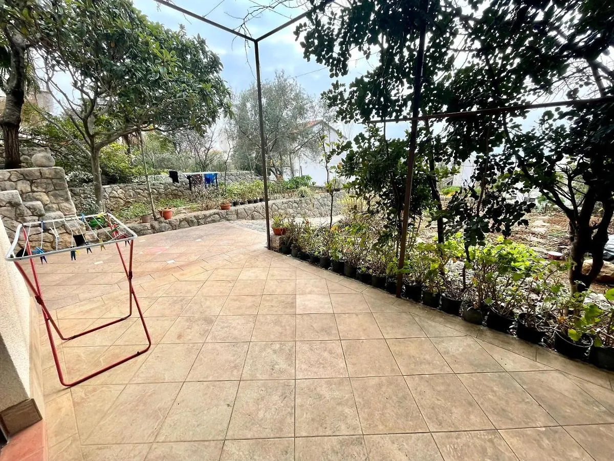 Apartmani Niro Dramalj 0*,  Croatia